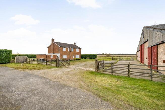 FARMHOUSE & BARN.jpg