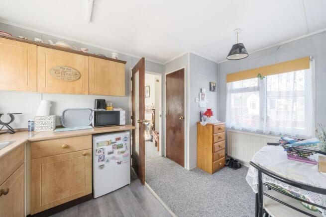 KITCHEN BREAKFAST ROOM.jpg