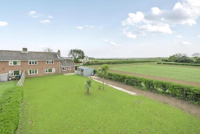 REAR OF THE PROPERTY.jpg