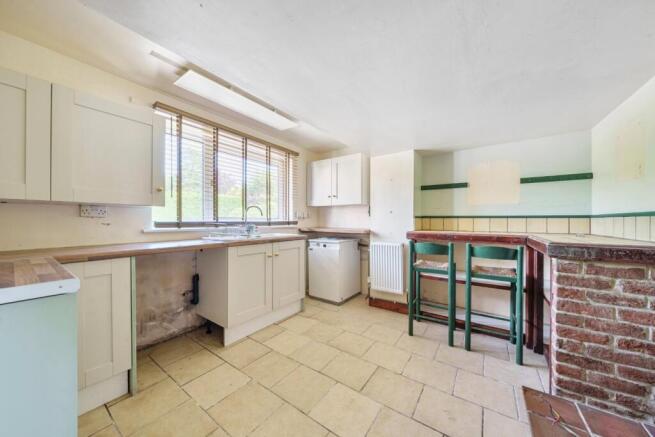 KITCHEN BREAKFAST.jpg