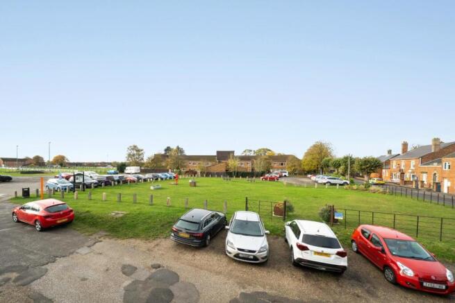 FREE CAR PARKING & VIEW TO FRONT.jpg