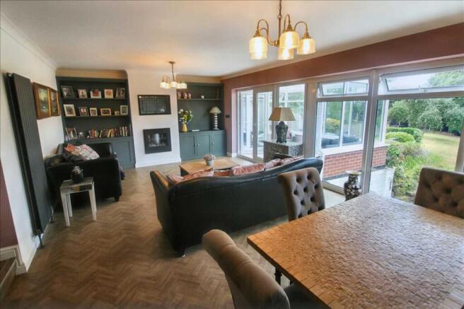 Lounge/Diner