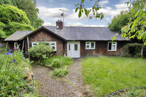 Ashurst Hill, Ashurst