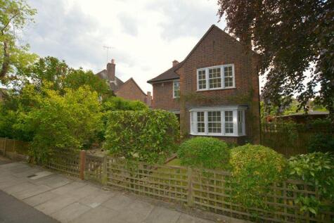 Woodhall Gate, Pinner