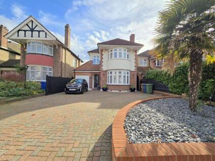 Monro Gardens, Harrow Weald