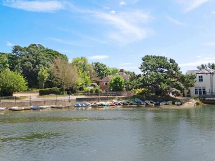 Undershore Road, Lymington, SO41