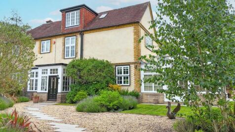 Rhinefield Road, Brockenhurst, SO42