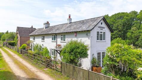Beaulieu Road, Brockenhurst, SO42