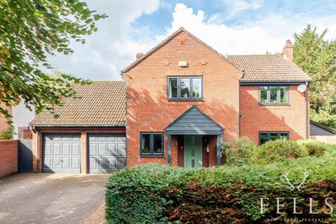 Avon Park, Ringwood, BH24