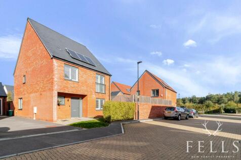 Juno Road, St. Leonards, BH24