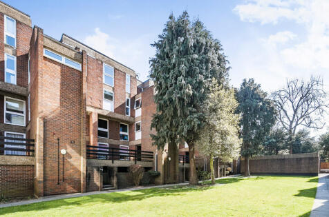 Longlands Road, Sidcup, DA15 7lY