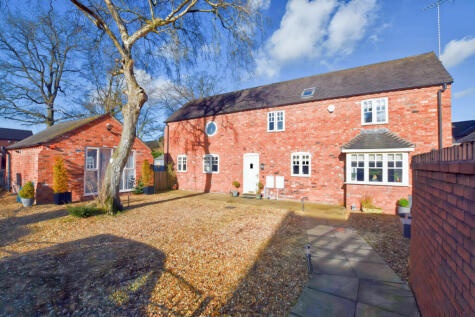 Dunstone Court, Market Drayton