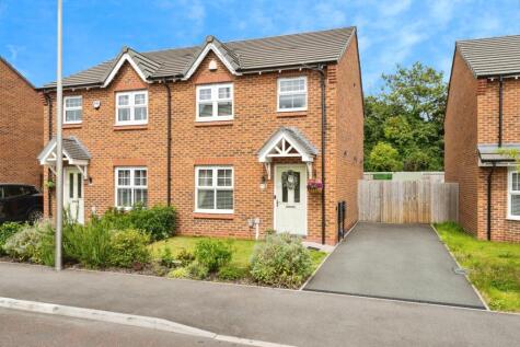 Granary Square, Aspull, Wigan, Greater Manchester, WN2