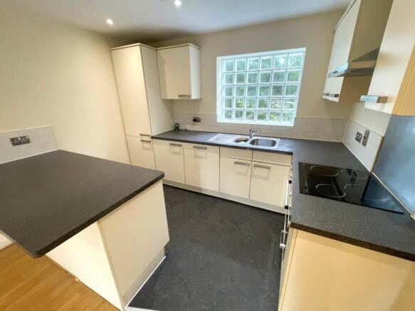KITCHEN.jpg