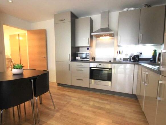 KITCHEN.jpg