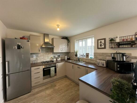 Kitchen/Dining Room