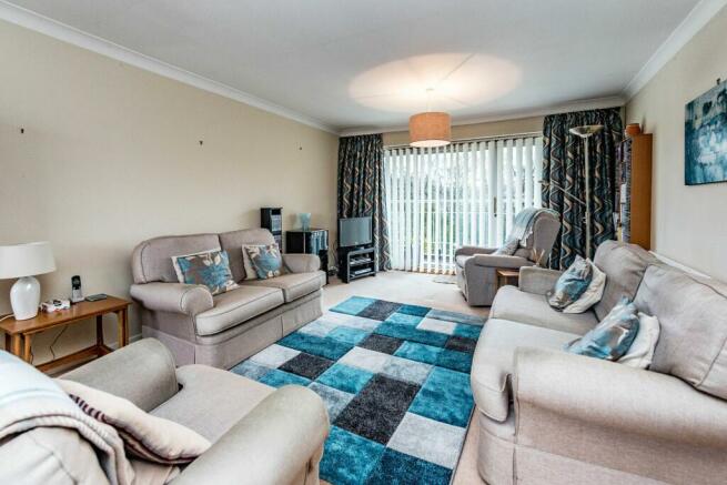 SITTING ROOM DINING AREA AND KITCHEN