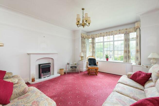 SITTING ROOM DINING ROOM AND KITCHEN