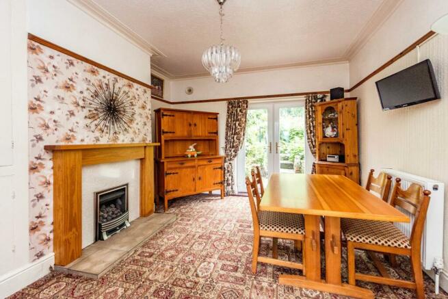 SITTING ROOM DINING ROOM AND KITCHEN