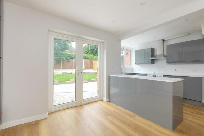 KITCHEN DINER AND SITTING ROOM