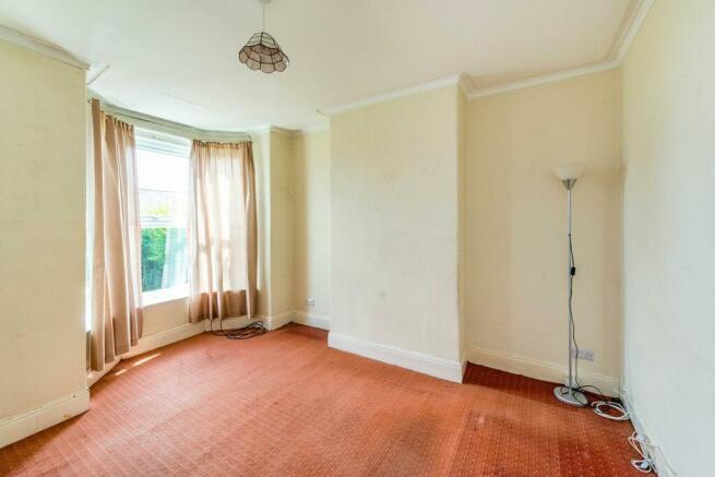 SITTING ROOM DINING ROOM AND KITCHEN