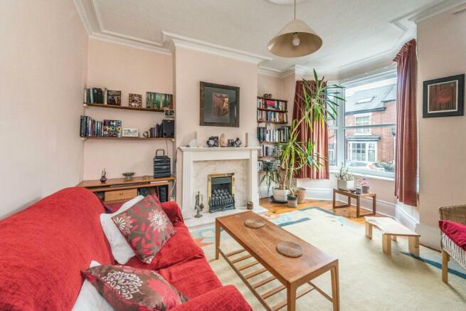 SITTING ROOM DINING ROOM AND KITCHEN