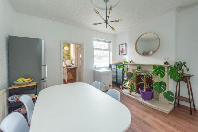 LOUNGE, KITCHEN AND DINER