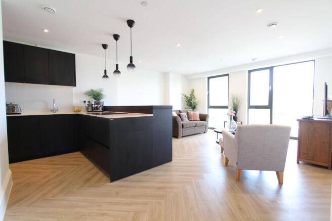STUNNING OPEN PLAN LIVING KITCHEN