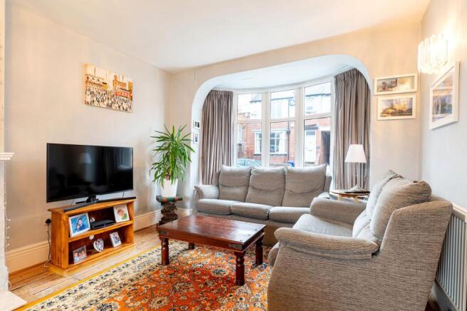 LIVING ROOM, KITCHEN AND DINER