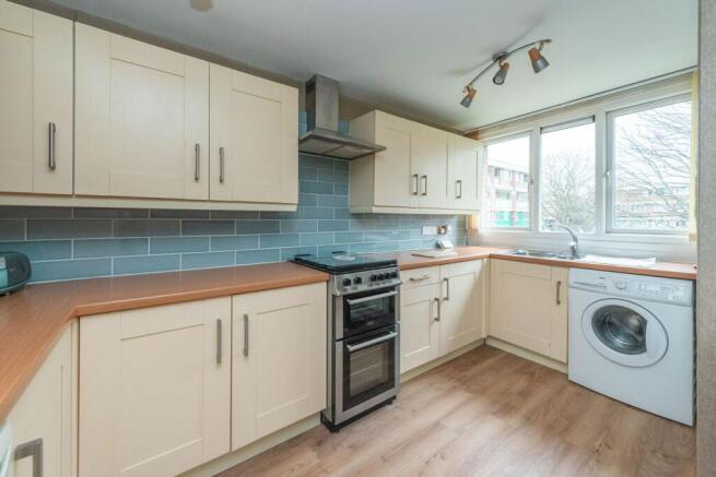 KITCHEN, LIVING ROOM AND DINER