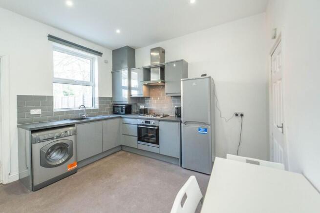 KITCHEN/DINER AND LOUNGE