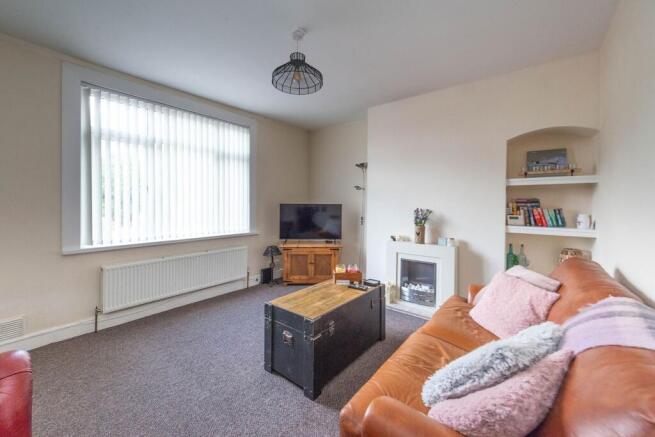 KITCHEN/DINER AND LIVING ROOM