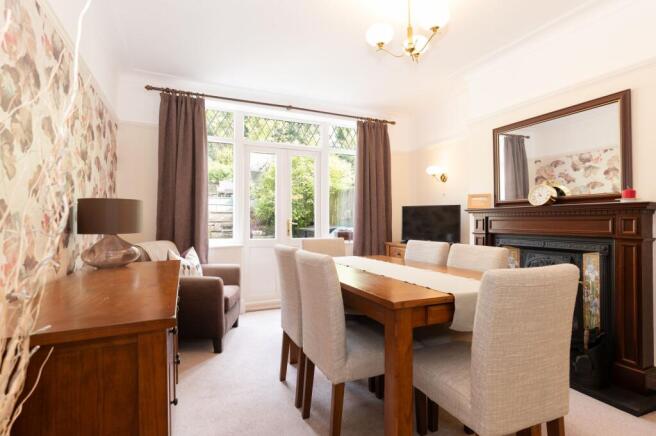 LOUNGE KITCHEN AND DINING ROOM