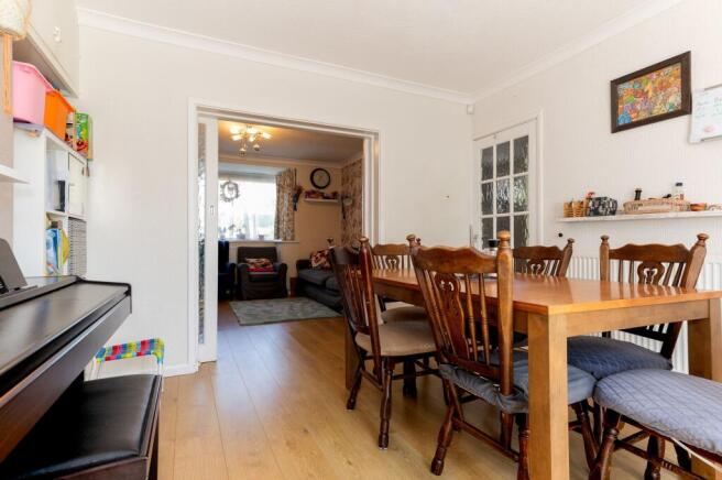 KITCHEN, DINER AND LIVING ROOM