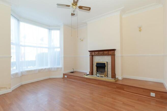 SITTING ROOM DINING ROOM AND KITCHEN