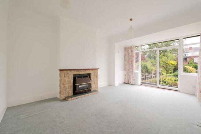 KITCHEN, DINER AND LIVING ROOM
