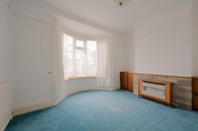 KITCHEN, DINER AND LIVING ROOM