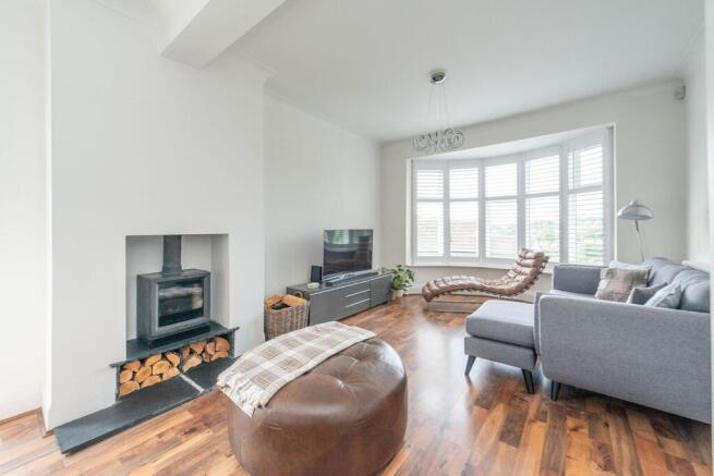 SITTING ROOM DINING ROOM AND BREAKFAST KITCHEN