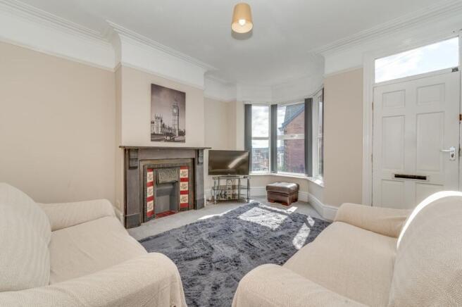 KITCHEN, LIVING ROOM AND DINER