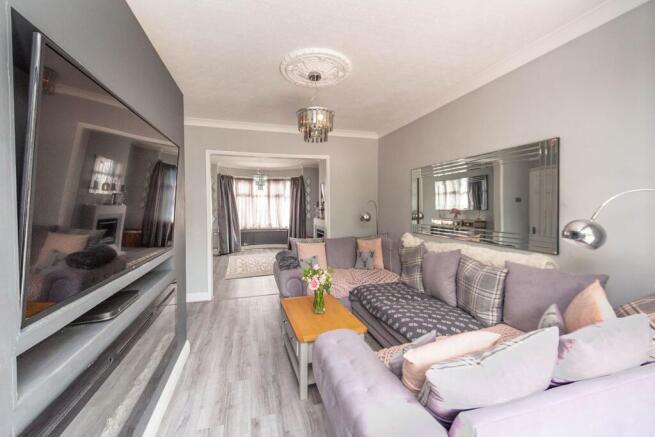 LIVING ROOM, KITCHEN AND DINER