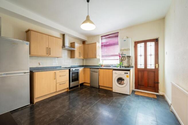 KITCHEN/DINER AND LOUNGE