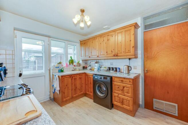 KITCHEN, DINER AND LIVING ROOM