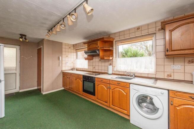 Sitting room dining kitchen