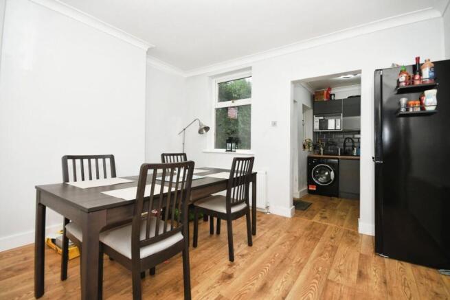 KITCHEN, DINING ROOM AND LOUNGE