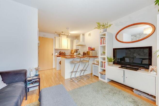 KITCHEN/DINER/LIVING ROOM