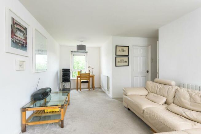 SITTING ROOM & KITCHEN