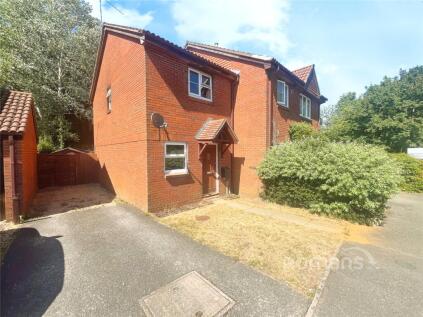 St. Peters Gardens, Wrecclesham, Farnham