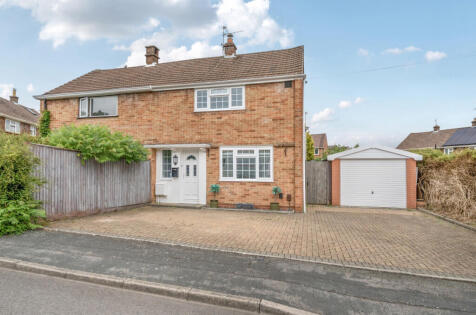 Old Park Close, Farnham, Surrey