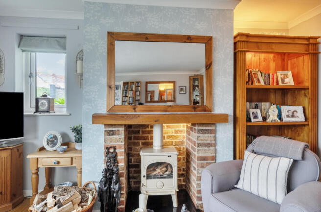 1369169-2-68ef7ce...