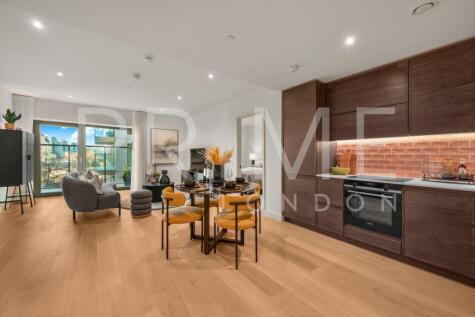 Riverscape, Royal Wharf, London